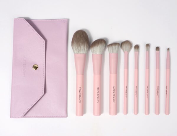 مجموعة فرش الوجه والعيون من MOZA BEAUTY – لمسة احترافية بإطلالة أنيقة🪄 - الصورة 2