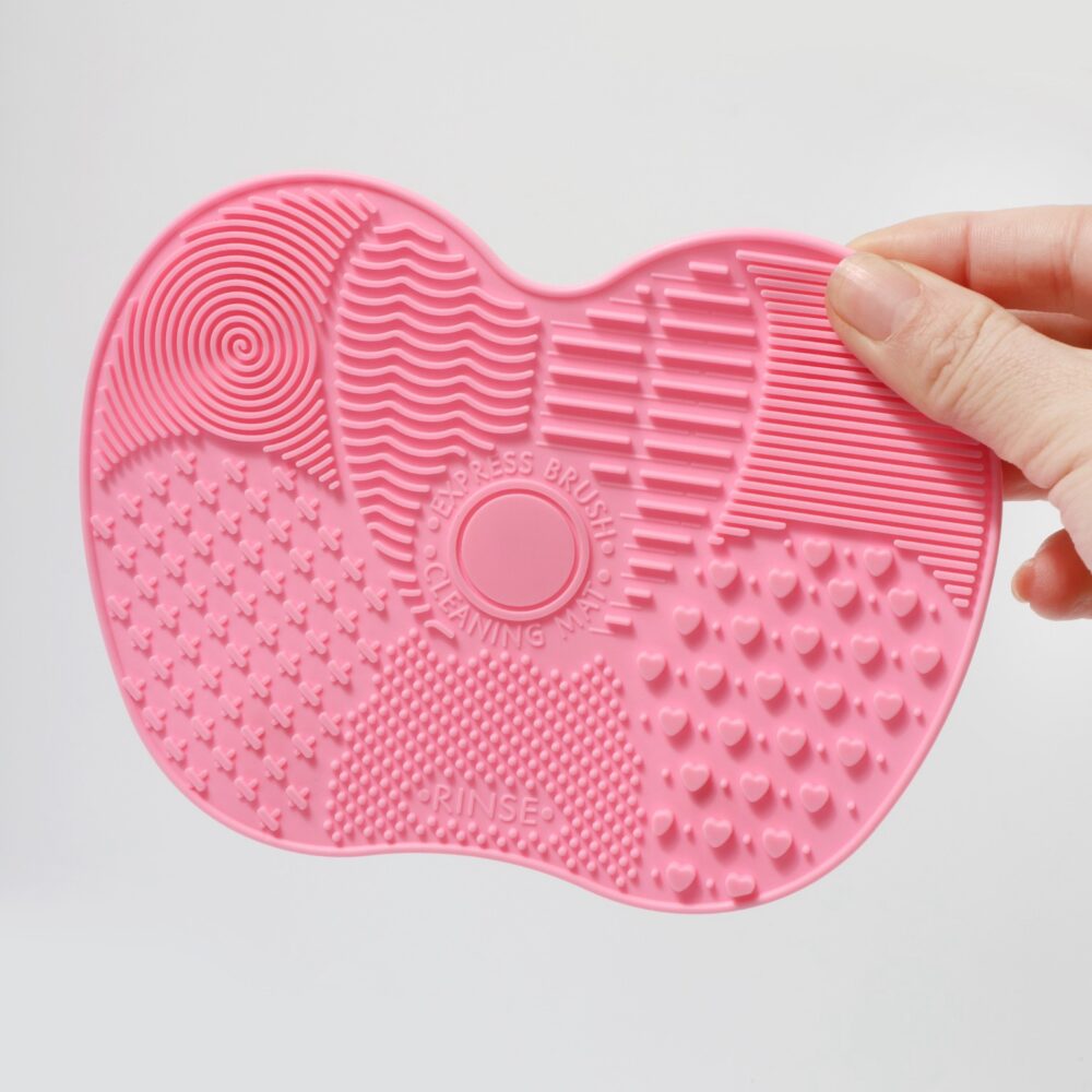 قاعدة سيليكون لتنظيف فرش المكياج – متعددة القوامات لفعالية قصوى🫧