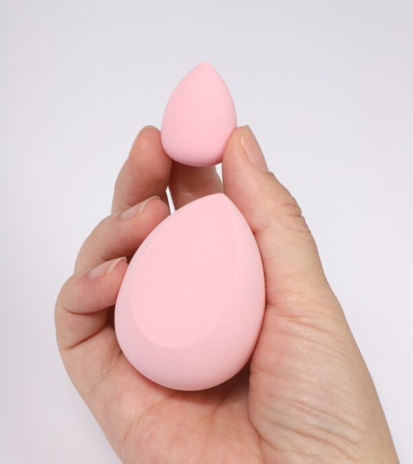 مجموعة إسفنجي بيوتي بلندر من MOZA BEAUTY – لمكياج متكامل ودقة في كل لمسة🥚 - الصورة 2