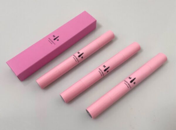 آيلاينر مبتكر للمبتدئات مع ماسح تصحيح – أسود نباتي🪄 - الصورة 3