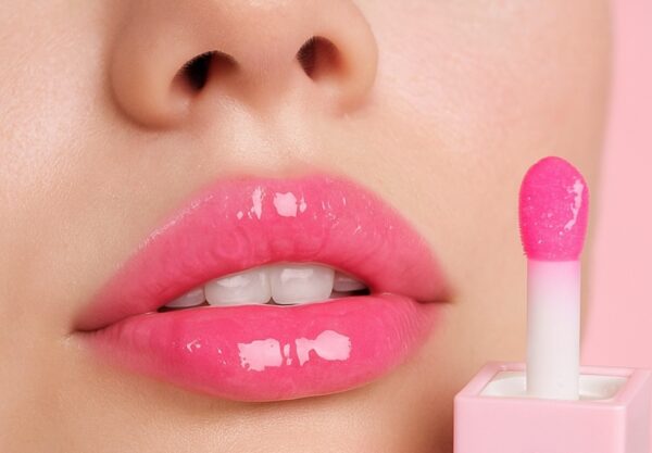 ⁦زيت الروز بيري النباتي للشفاة – عناية فائقة لتفتيح وترطيب الشفاه💋⁩ - الصورة ⁦3⁩