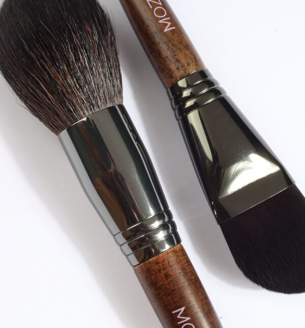 ⁦مجموعة فرش MOZA BEAUTY الاحترافية – 14 قطعة شعر طبيعي فائق النعومة | تدوم مدى الحياة⁩ - الصورة ⁦5⁩