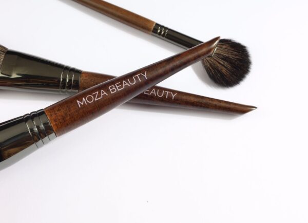 ⁦مجموعة فرش MOZA BEAUTY الاحترافية – 14 قطعة شعر طبيعي فائق النعومة | تدوم مدى الحياة⁩ - الصورة ⁦6⁩