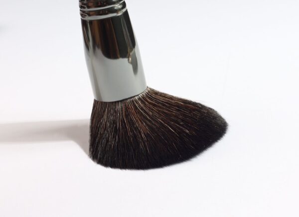 ⁦مجموعة فرش MOZA BEAUTY الاحترافية – 14 قطعة شعر طبيعي فائق النعومة | تدوم مدى الحياة⁩ - الصورة ⁦4⁩