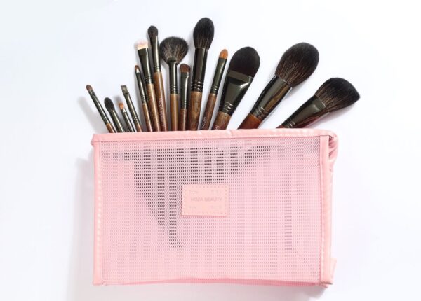 مجموعة فرش MOZA BEAUTY الاحترافية – 14 قطعة شعر طبيعي فائق النعومة | تدوم مدى الحياة